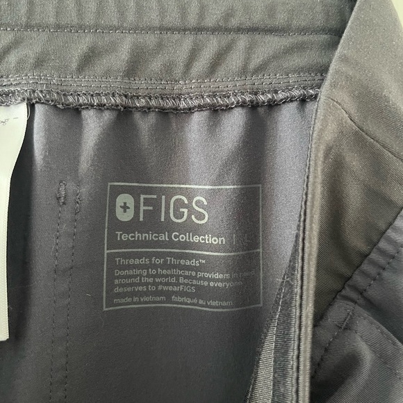 FIGS Yola Scrub Pants Yoga Style Size L | Dark Grey High-Waisted Comfortable Fit - Picture 7 of 12
